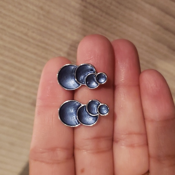 Round Retro Style Blue Gray Earrings - Picture 3 of 5